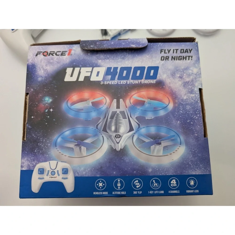 Toy Drone~NEW In Original Box‎ Force1 UFO 4000 ~2 Speed LED Stunt Drone